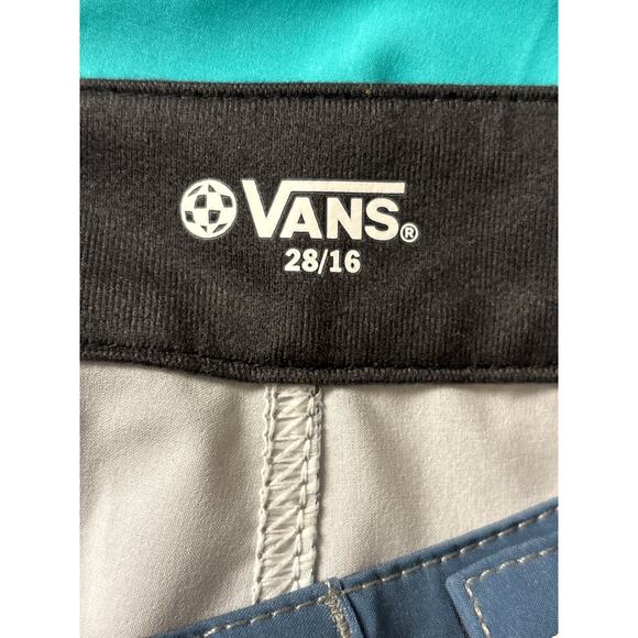 Vans NWT Boy's The Daily Halfsies 16.5" Boardshorts Size 28/16 Beach Vacation - Picture 5 of 6